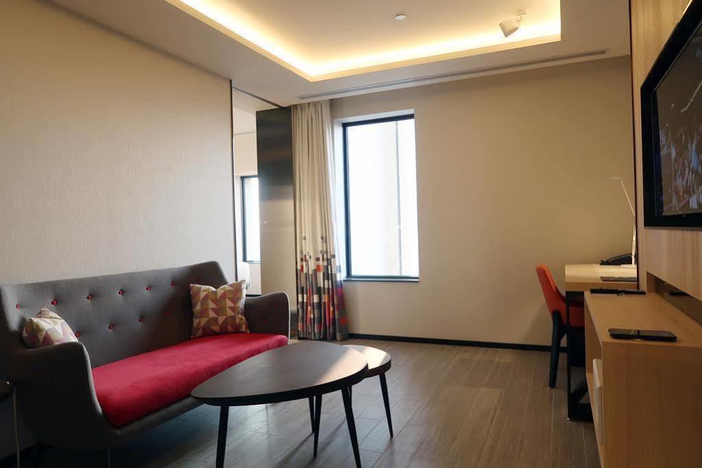 Aloft Taipei Beitou Hotell Eksteriør bilde